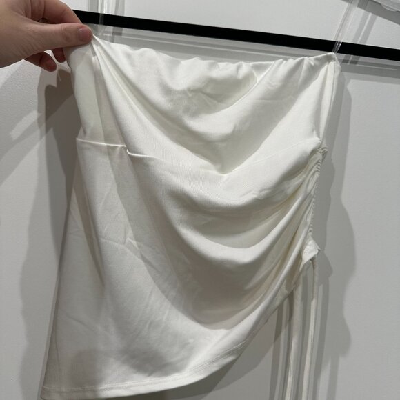 Asymmetrical Strapless White Top - Picture 2 of 3